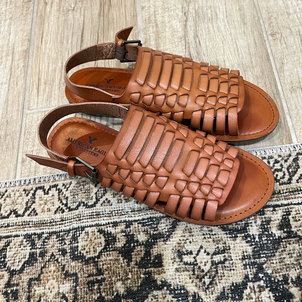 American Eagle Sandals
